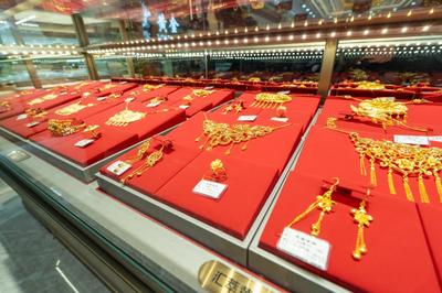 “水貝模式”落地山城 重慶黃金珠寶城開啟批發+零售新紀元